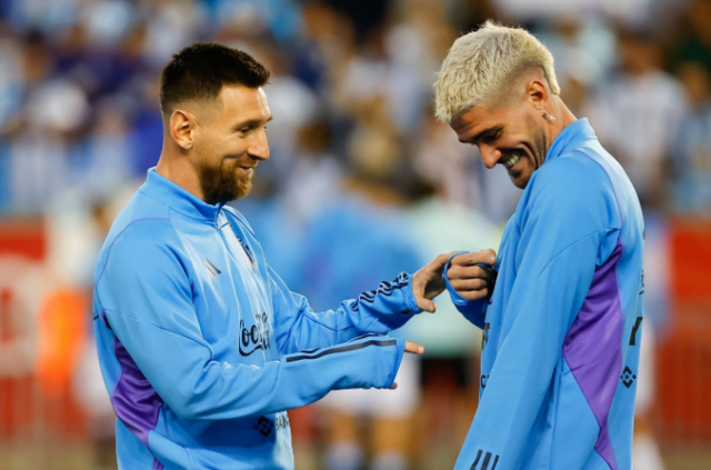 c7娱乐包含辽宁本钢训练开放日，关键时刻远射贴柱引欢呼，法甲在即，球探报告显示潜力的词条