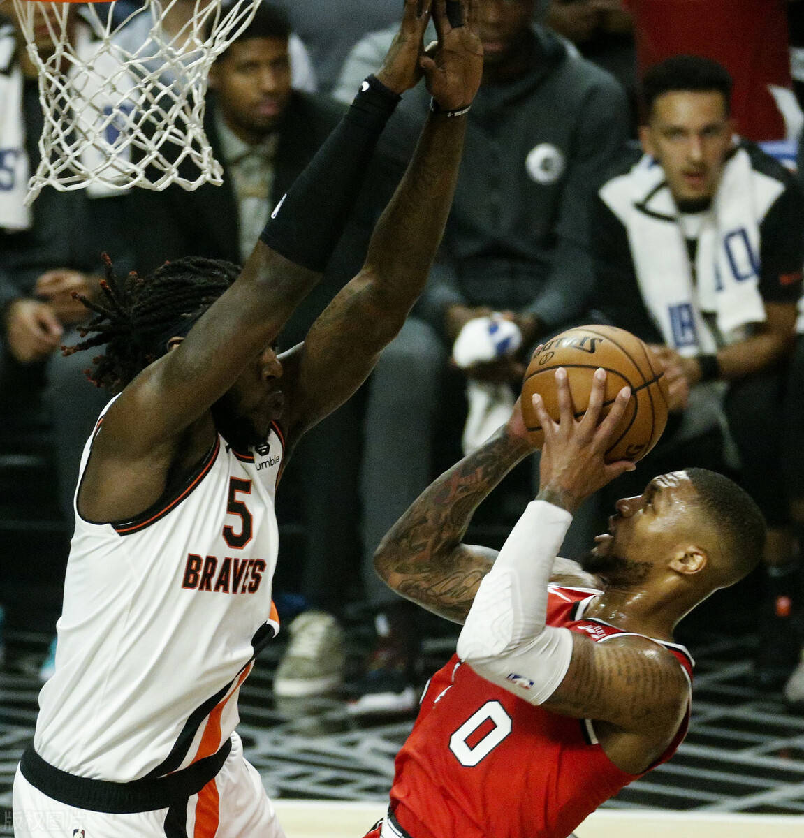 c7娱乐包含波特兰开拓者临场应变犹他爵士窗口期遗憾出局，媒体一致点评：Scout连续七场比赛得分超过势不可挡的词条